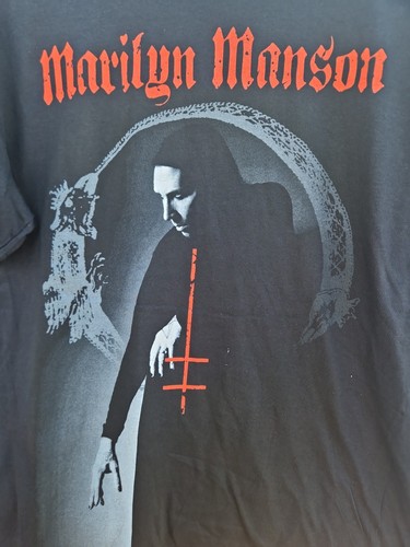 Marilyn manson shirt size - ,